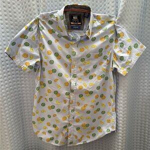 MBX - Pura Vida lite blue w/ citrus print designs Casual Button Down Size Med